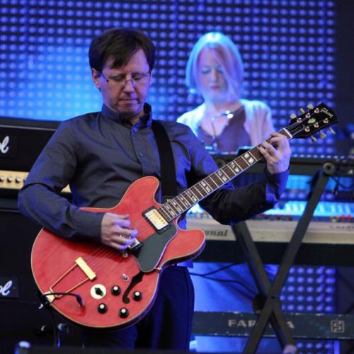 Pulp keyboardist Candida Doyle says joining band was a case of ‘do or die’ amid rheumatoid arthritis battle