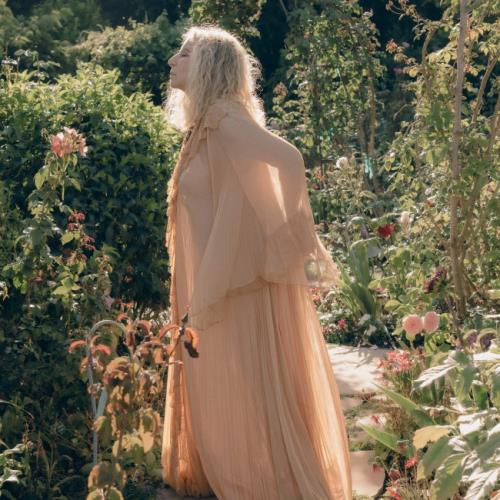 Barbra Streisand duets with Bob Dylan, Paul McCartney, Ariana Grande, Mariah Carey and more on new album