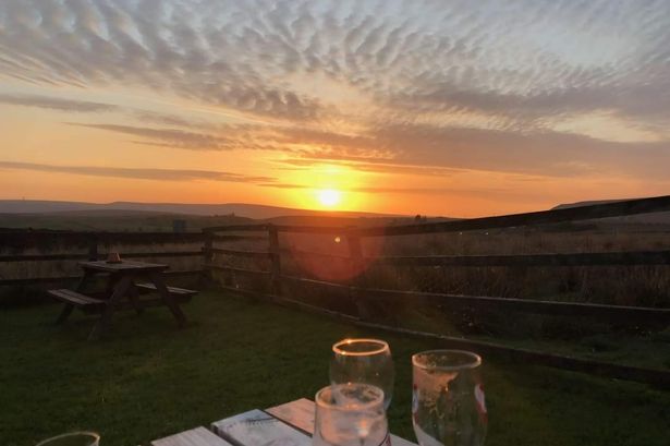 The reservoir walk with a cosy pub at the end that’s just 30 minutes from Lancashire