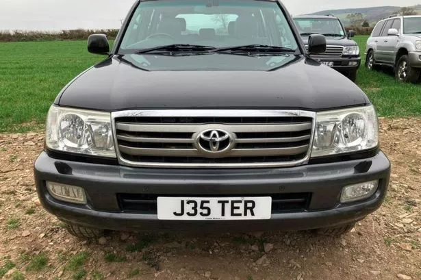 Late comedian’s number plate fetches huge sum at auction