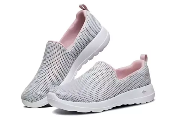 Sale axes price of slip-on Skechers that have anti-sweat foot-cooling technology to under £45