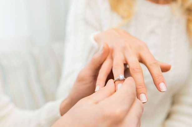 ‘Captivating’ platinum diamond engagement ring hits Ernest Jones’ sale with a mega £1250 off