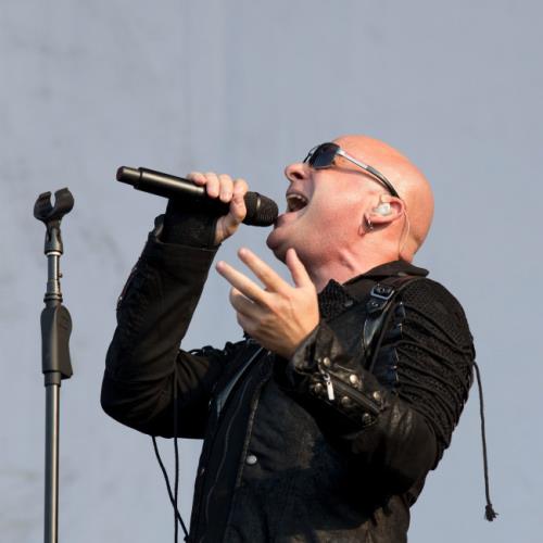 Disturbed’s David Draiman proposes to girlfriend onstage