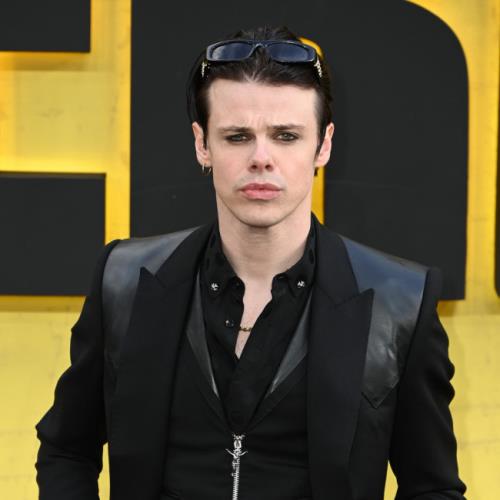 Yungblud bonds with The Cure and Smashing Pumpkins over tackling high ticket prices