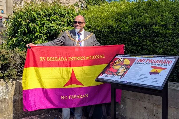 Spanish Civil War memorial honours east Lancashire volunteers who fought fascism