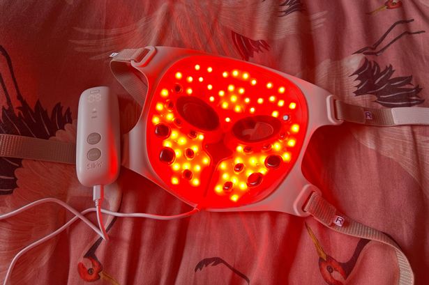 ‘The Silk’n LED and EMS face mask got rid of my skin’s redness and texture in 6 weeks’