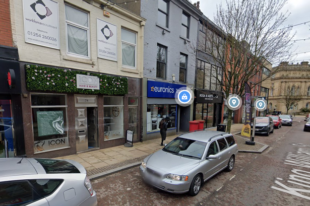 Blackburn town centre salon set to be converted into takeaway