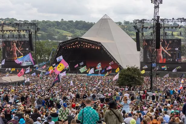 Glastonbury chaos as festivalgoers queue overnight to camp at famous farm