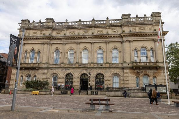 ‘Urgent’ repairs at Blackburn Town Hall move step closer after ‘substandard materials’ used