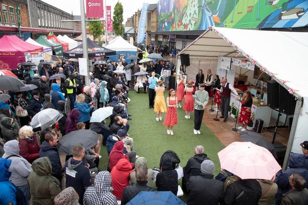 Thousands head to Accrington town centre for popular food and drink festival