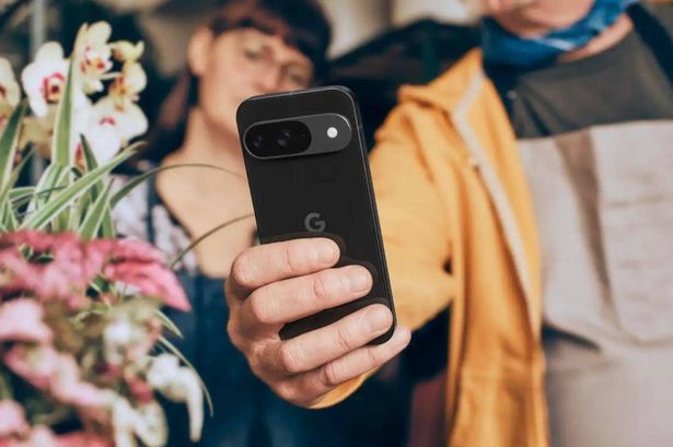 Google Pixel Pro that’s ‘much better than iPhone’ hits Amazon sales with a mega £300 saving
