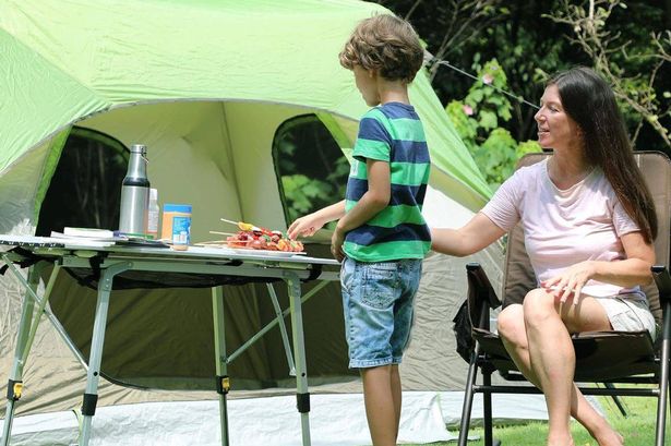 Foldable picnic table that’s ‘very lightweight’ has shoppers raving its ‘excellent for camping’