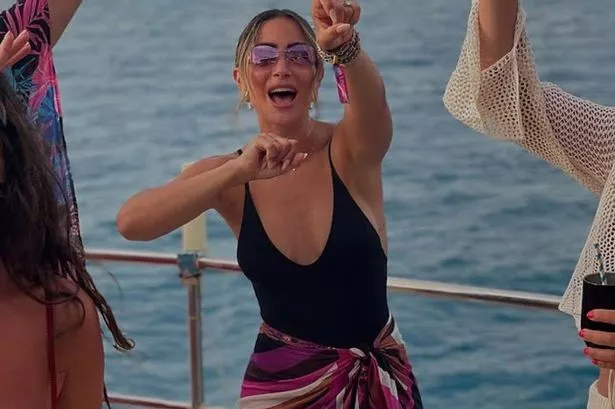 How to style a sarong like Frankie Bridge as she stuns in eye-catching yacht party ensemble