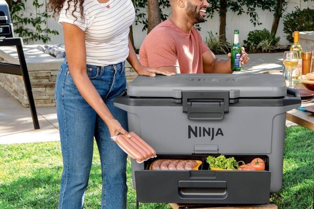 Ninja’s cool box keeps food and drinks chilled for 5 days making it ideal for festivals – and it’s now £70 off