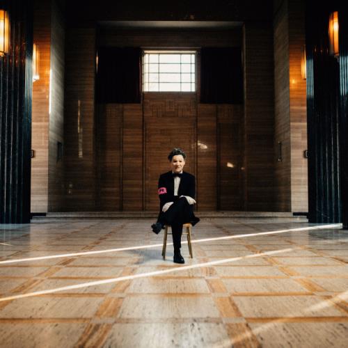 Is Charlie Simpson the singer behind new band PRESIDENT?