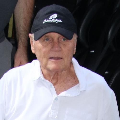 Brian Wilson dies at 82