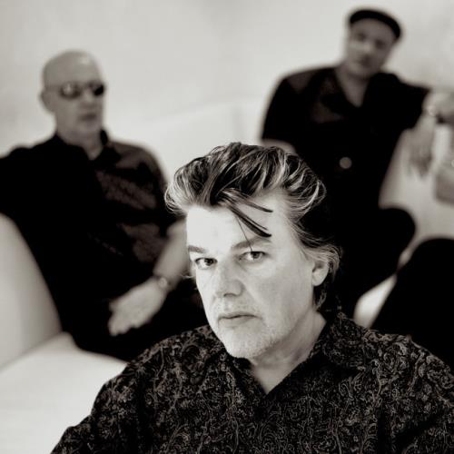 ‘I was touring Japan and they said do you want to join our band?’ The Blow Monkeys singer Dr. Robert reveals Oasis stole his drummer