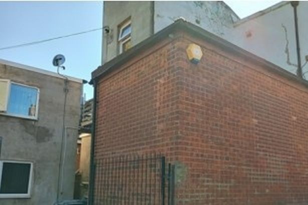 Blackburn’s former off-licence to become taxi hub – but must accept four conditions