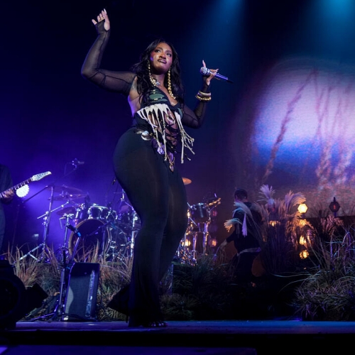 Tems plays to sell-out crowd at SXSW London for Billboard