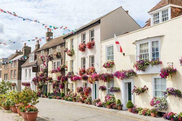 ‘Stylish’ seaside town with Michelin restaurant named among UK’s most beautiful spots