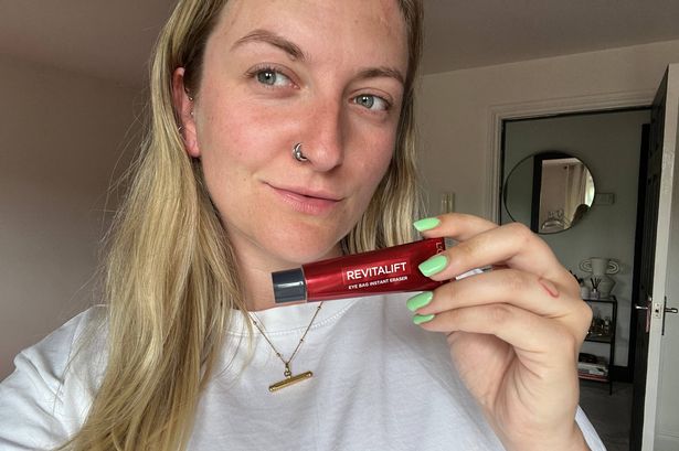 I got rid of fine lines and under-eye bags in 15 minutes new L’Oreal eye bag remover