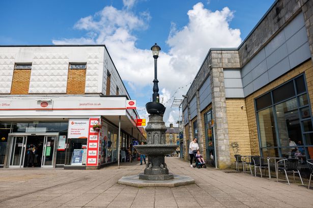 Drunk man ‘brandished large pole and racially abused police in town centre’