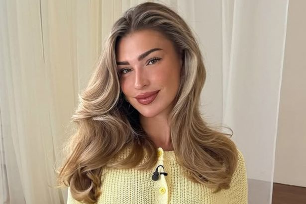 Zara McDermott’s go-to blowdry brush achieves salon-style bouncy hair and has over £150 off