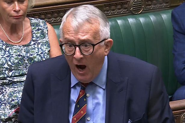 Universal Credit claimants ‘five weeks wait’ update over payments