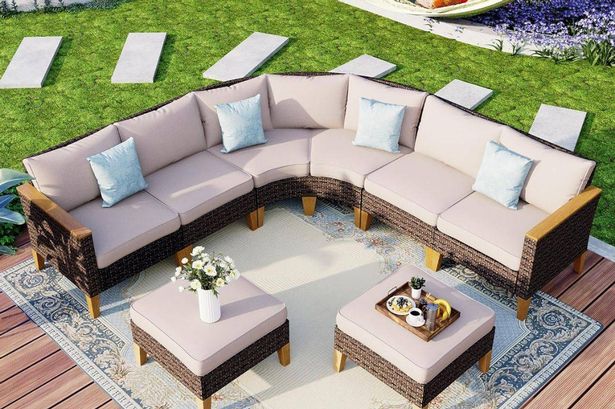 Save a mega £150 on this ‘absolutely beautiful’ and ‘very comfy’ rattan furniture set
