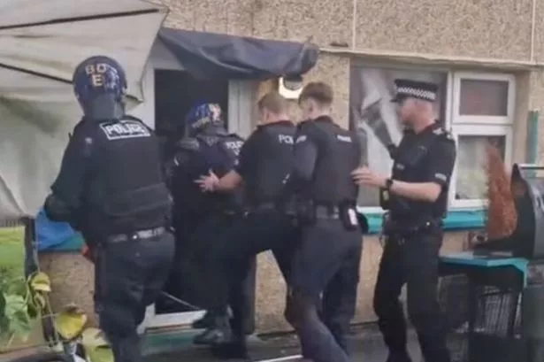 Police storm Blackburn homes in sudden dawn raids on suspected drug dealers