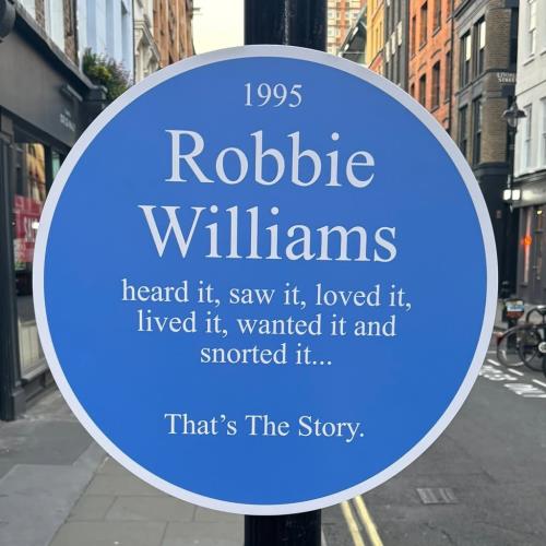 The Spice Girls and Robbie Williams wish Oasis well ahead of tour