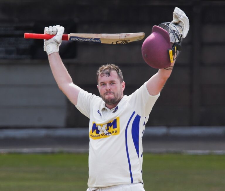 Padiham shock holders Read to set up Little Lever final