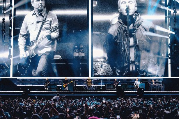 Man goes to Oasis concert without wife and leaves genius note behind