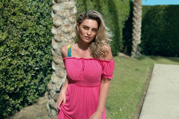 Mum who sunbathes naked in front of her toddler calls moaning neighbours ‘snobs’