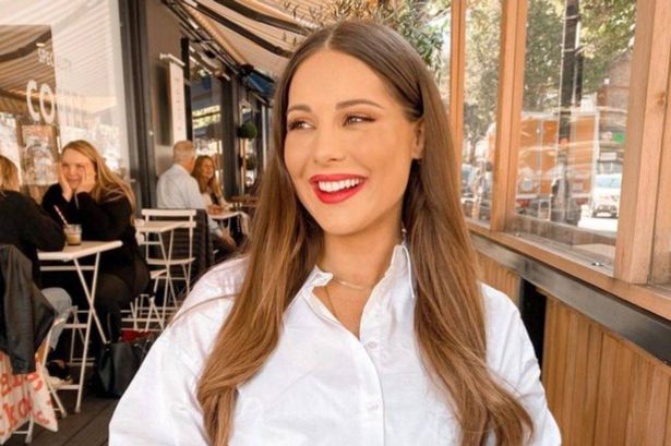 Louise Thompson’s UGG mules are ‘like walking on air’ and perfect for staying comfortable while flying