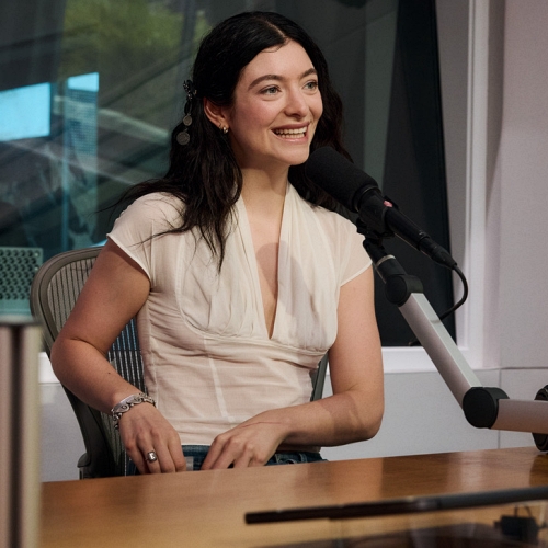 Lorde’s Virgin debuts at no.2 on the Billboard 200