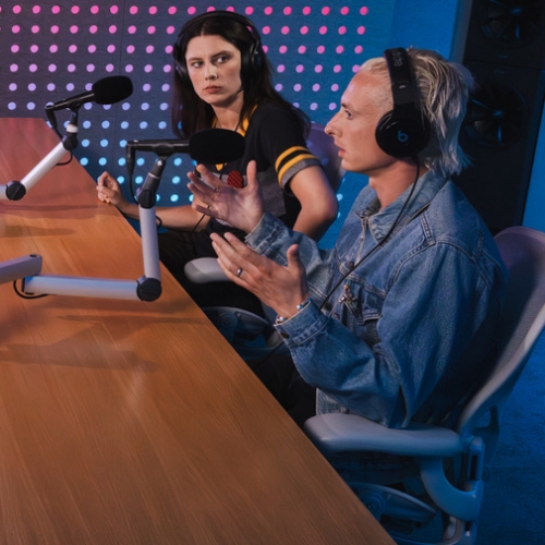 Wolf Alice embrace “Soft Rock” tag, discuss intentional new album ‘The Clearing’