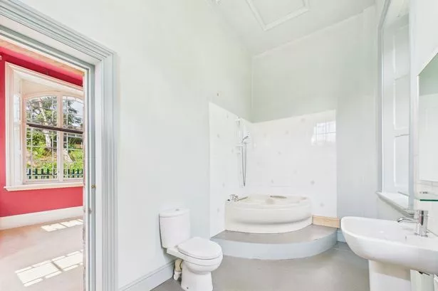 Inside the £375k ‘dream home for trainspotters’ set in old railway station on working line