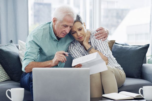 DWP full list of 17 things Universal Credit claimants must report or risk losing benefits