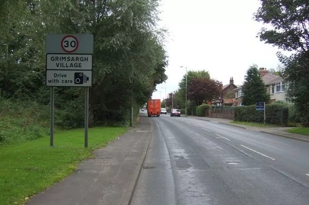 Gang of four raid house and steal safe with £500,000 worth of jewellery