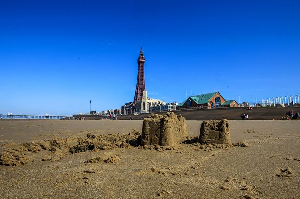 Full list of 234 areas now in heatwave conditions including 11 in Lancashire