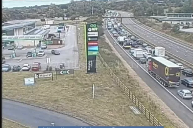 M61 closed after motorists reported concern for man’s welfare on motorway bridge