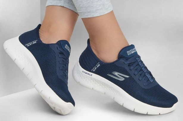 Flash sale saves shoppers 43% on celeb-loved Skechers that ‘feel like walking on air’