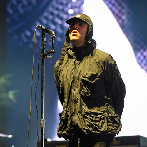 Fan plunges to death at Oasis gig in London