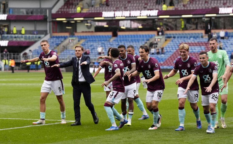 Burnley 2-0 Sunderland: Clarets up and running after Black Cats win