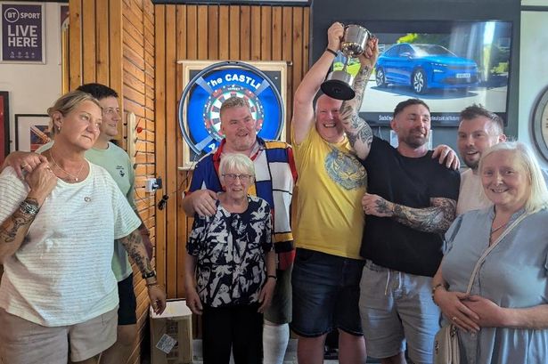 Defibrillator set to be installed in memory of ‘family man’ darts champion