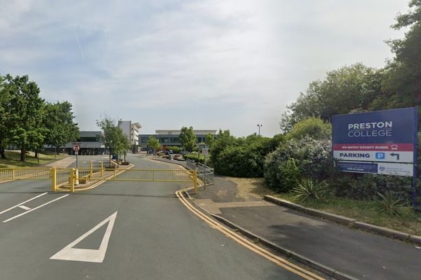 881 solar panels to be installed on Preston College roof in eco-friendly upgrade