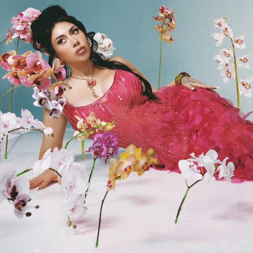 Kali Uchis launches “Sincerely,” arena tour with sold-out weekend