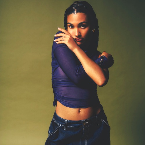 Olivia Dean’s “Man I Need” on course to land highest new entry on the Official Singles Chart