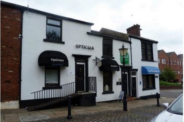 Plans to turn town centre opticians site into new flats